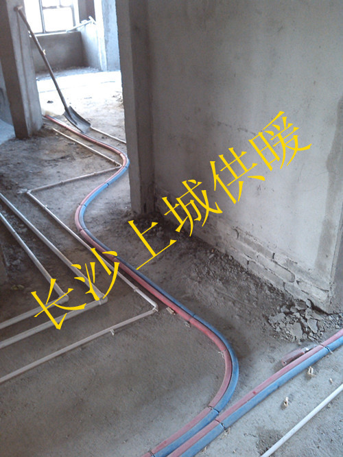 長沙市天心區(qū)上城供暖設備經(jīng)營部,長沙家居地板采暖銷售,長沙暖氣片采暖備銷售.中央熱水循環(huán)系統(tǒng)設備安裝